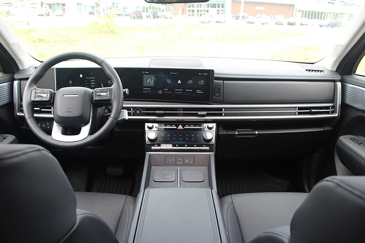 Hyundai SANTAFE photo 2