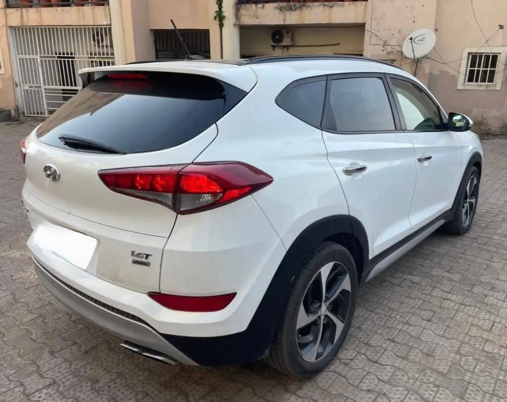 Hyundai Tucson photo 4
