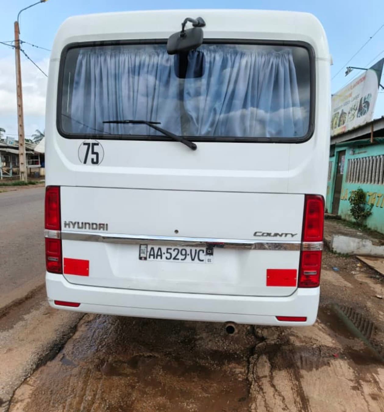 Hyundai County 33 places photo 5