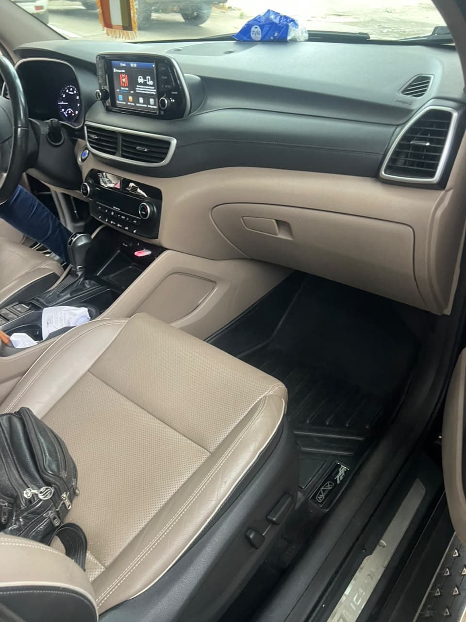 Hyundai Tucson photo 2