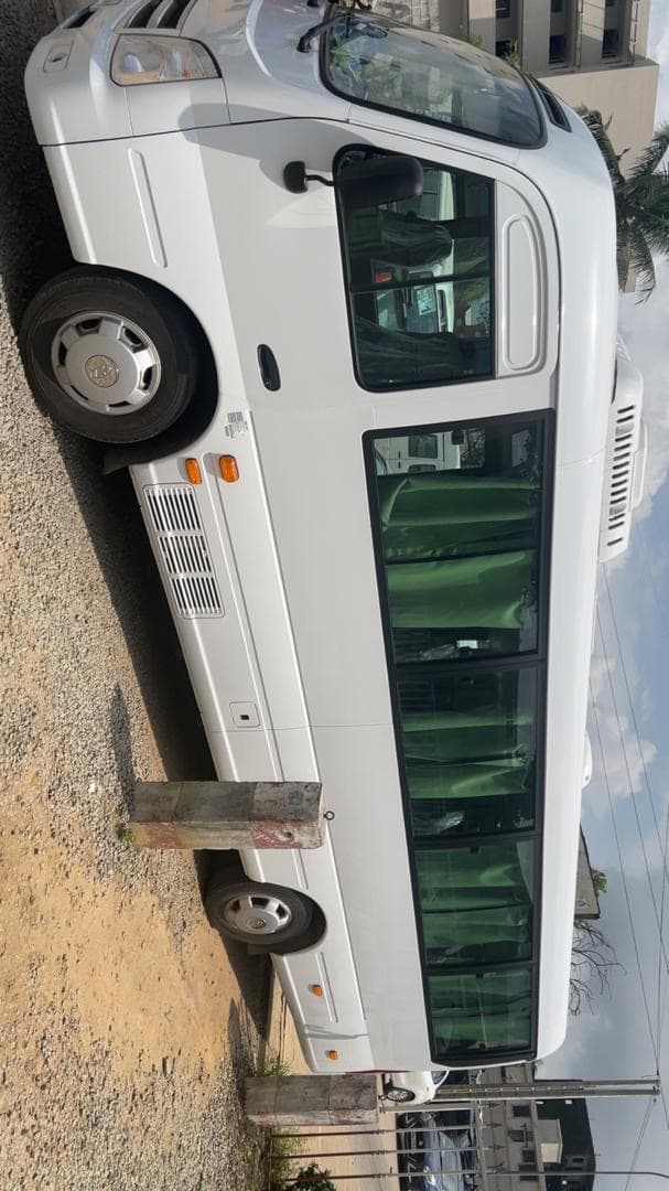 Hyundai County 33 places photo 3