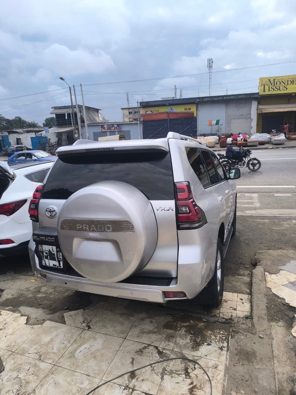 Toyota Land Cruiser photo 5